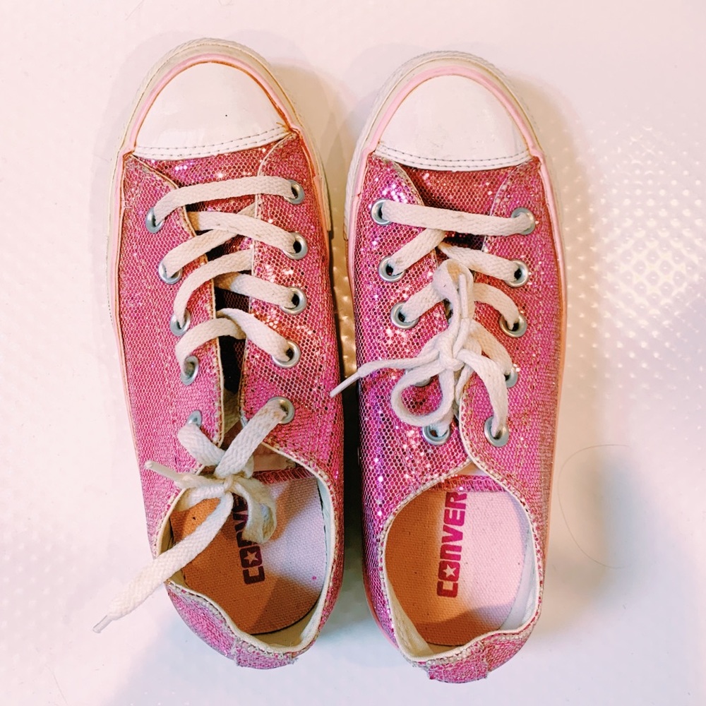 Converse Sneakers EXCELLENT CONDITION
